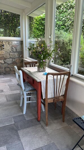 تناول الطعام