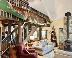 Smart TV - Kinnikinnick Pet Friendly downtown Glen Arbor! (Glen Arbor)