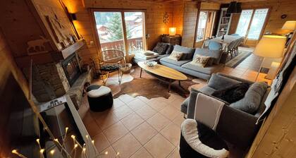 Chalet avec vue dégagée et apaisante, 5 mns de Morzine, idéal pour les familles