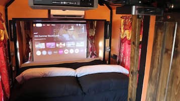 1 habitación, wifi y ropa de cama