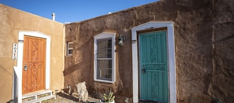 Little Terracotta - Charming Studio in Old Town