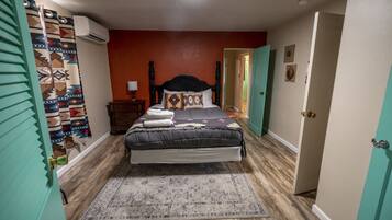 2 Schlafzimmer, Schreibtisch, Reisekinderbett, WLAN