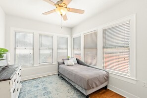 3 bedrooms, desk, iron/ironing board, travel cot