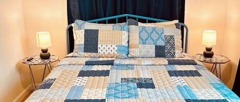 1 dormitorio, escritorio, wifi gratis y ropa de cama