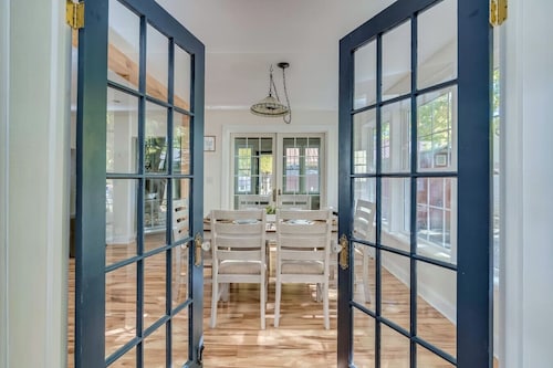 Pool Table & More Spacious Family Fun