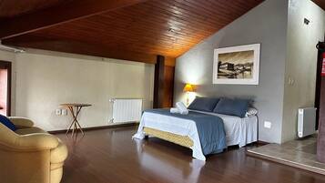 Familienzimmer, Stadtblick | Kostenloses WLAN