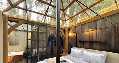 6 Luciérnaga room with Jacuzzi