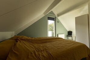 Casa | 3 dormitorios, mobiliario individual, ropa de cama