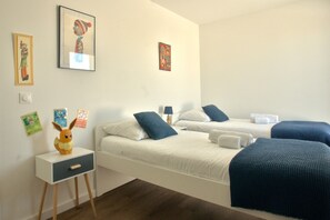 3 chambres, fer et planche à repasser, Wi-Fi gratuit, draps fournis