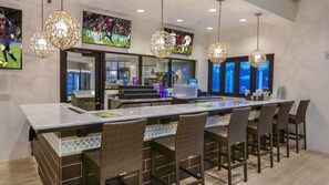 Bar (on property) - Fabulous 5BD/4.5BH FREE Resort 7mi/Disney (Kissimmee)