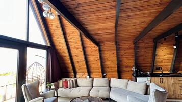 Superior Bungalow, Lake View | Living area | TV