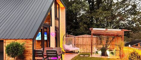 Deluxe Bungalow, Lake View | Outdoor pool | 4 outdoor pools