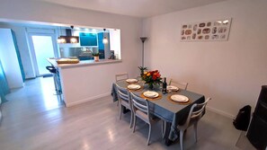 Dining - Ô NATUREL - BUZANCY - Gîte (BUZANCY)