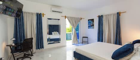 3 Schlafzimmer, Schreibtisch, BĂŒgeleisen/BĂŒgelbrett, Reisekinderbett