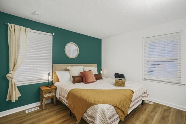 3 bedrooms, free WiFi, bed sheets