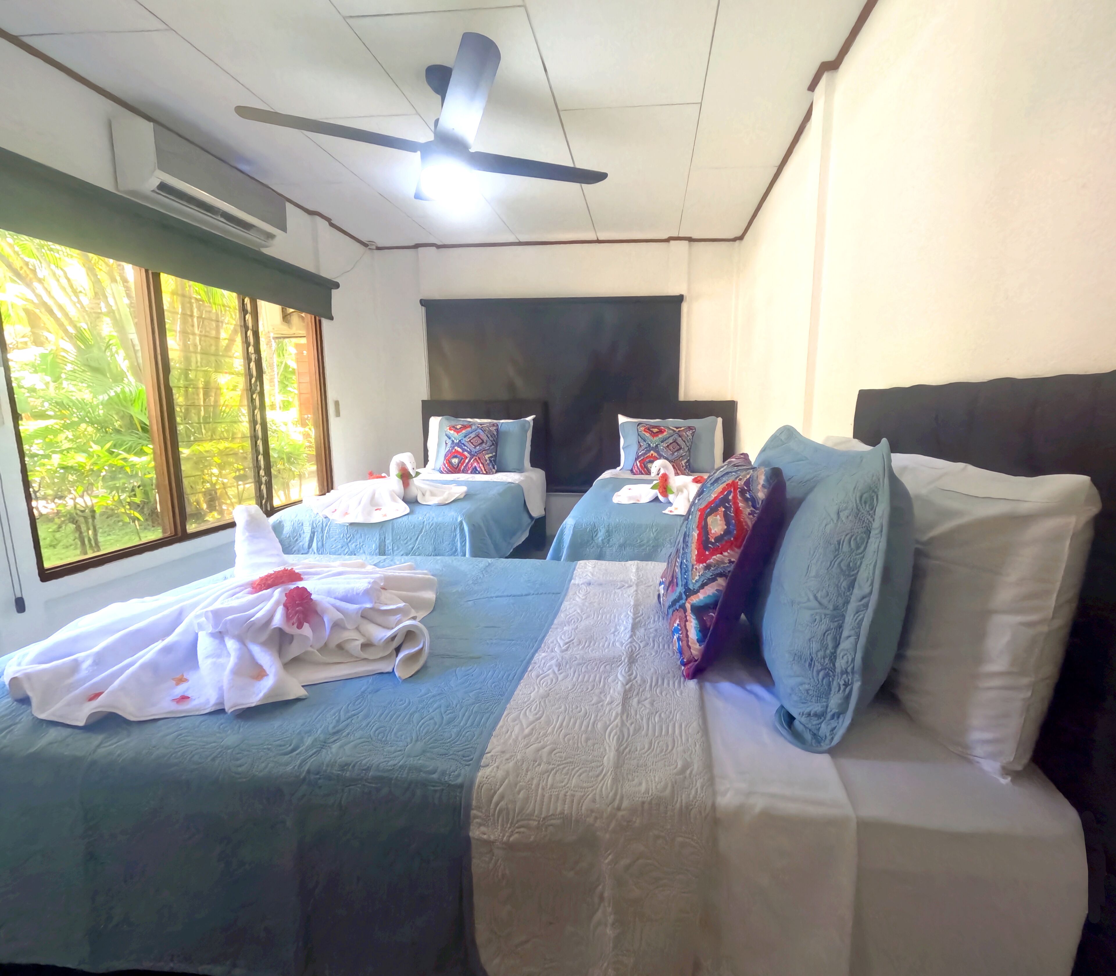 Literie de qualité supérieure, coffres-forts dans les chambres