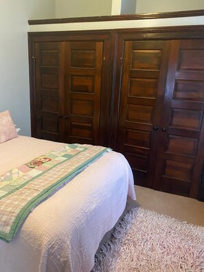 1 bedroom, WiFi, bed sheets - Cozy 1-bedroom suite in lovely Seattle with WiFi (Seattle)