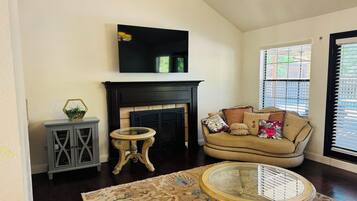 TV connectée, cheminée, imprimantes