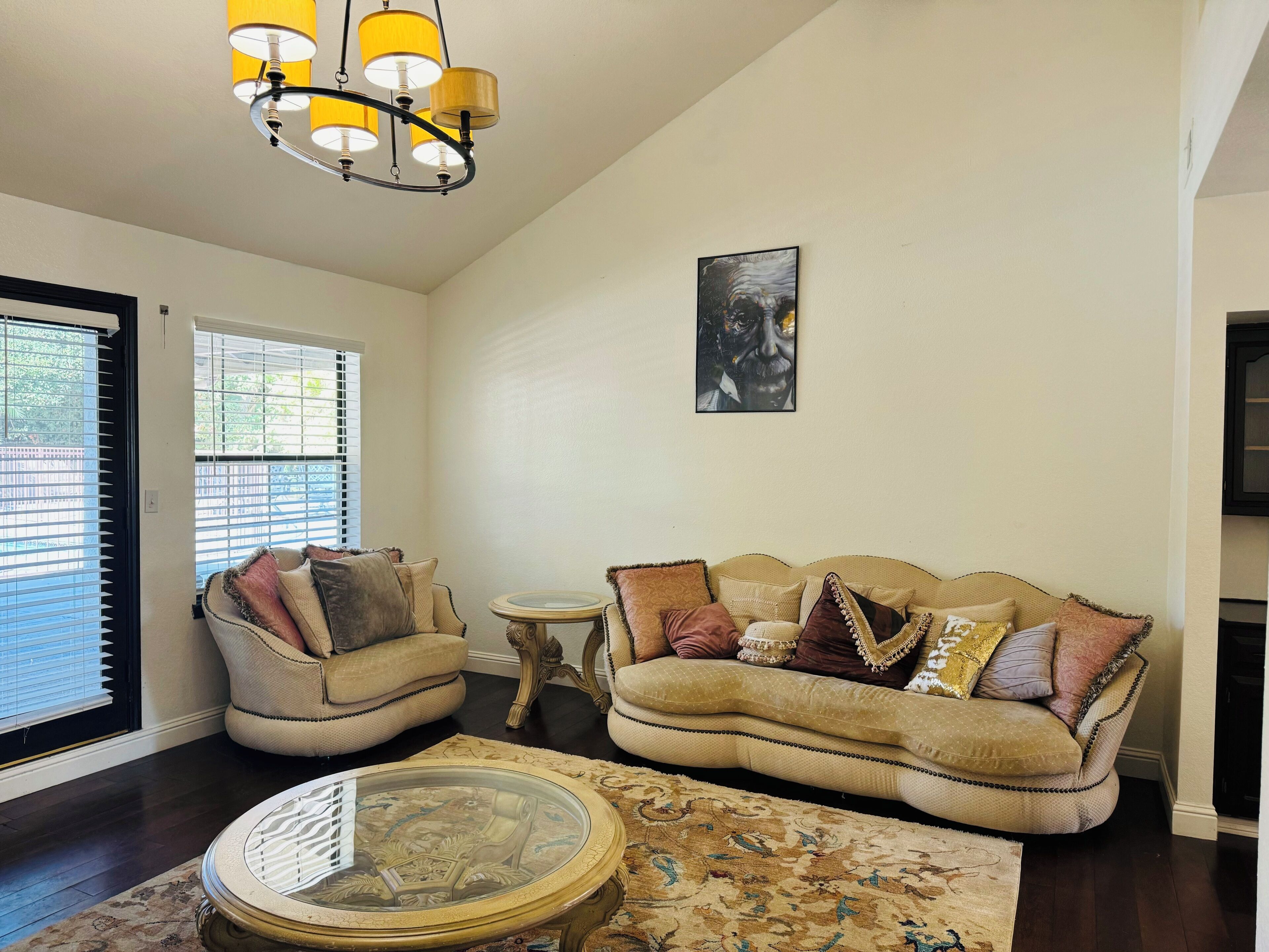 Smart TV, fireplace, printers