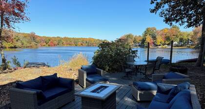 Luxury Lake House Getaway in charming Jersey Shore Countryside
