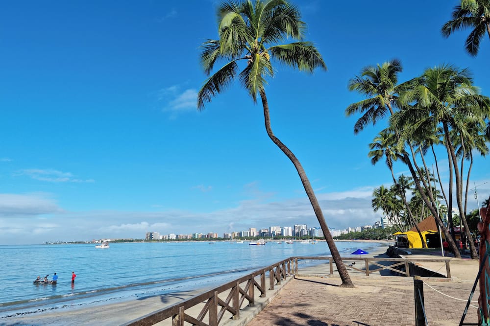 Apartamento na Ponta Verde, WiFi Rápida e Piscina no topo