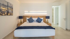 Deluxe Condo, Lagoon View | 2 bedrooms, iron/ironing board, free WiFi