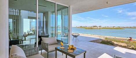 Deluxe Condo, Lagoon View | Terrace/patio