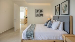 Deluxe Condo, Lagoon View | 2 bedrooms, iron/ironing board, free WiFi