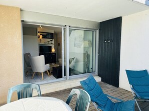 Outdoor dining - Agréable 3 pièces, parking, piscine chauffée, classé 2* (QUIBERON)