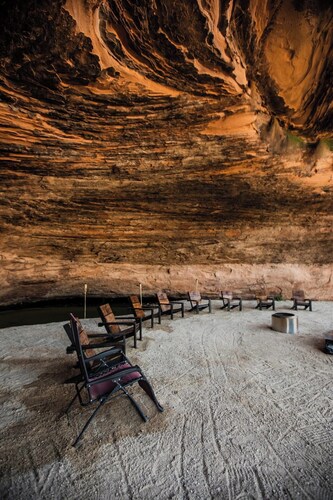 Stone House Suite with private bathhouse