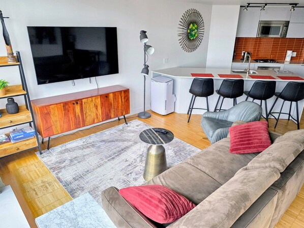 تلفزيون ذكي، كُتُب