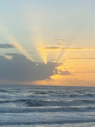 3/4 of mile to beach, 2-bedroom cottage, in the Hammock, Palm Coast