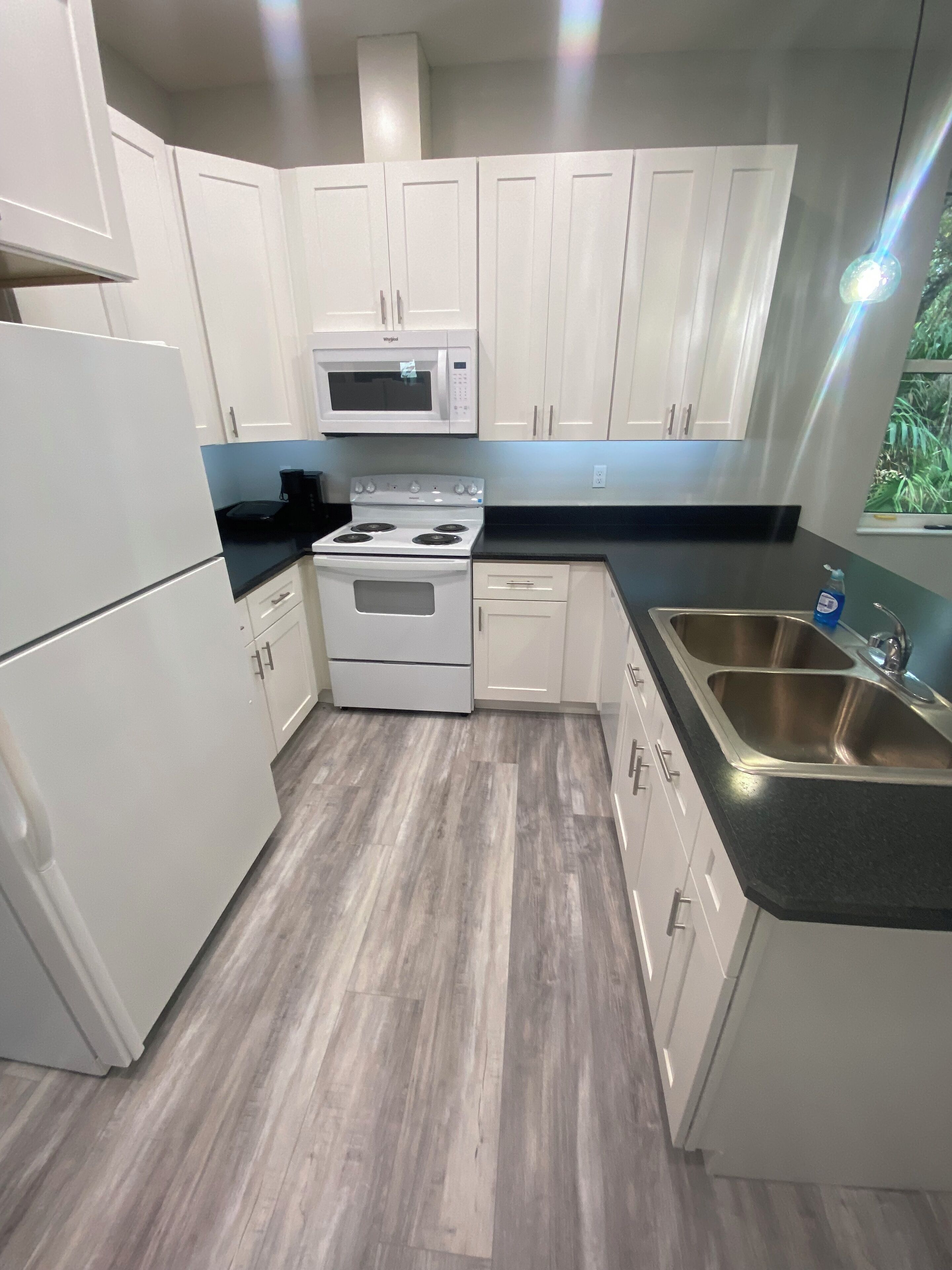 微波炉、烤箱、炉灶、洗碗机