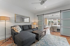 Smart-TV, DVD-Player