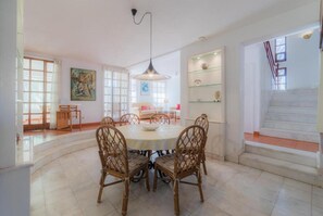 Villa | 4 bedrooms - Villa Mexico in Quarteira (Loulé)