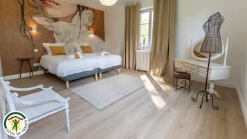 Culla da viaggio, Wi-Fi gratuito, lenzuola