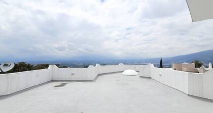 Cheerful 3 bedroom house in Quito - Cumbayá