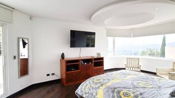 3 chambres, bureau, fer et planche à repasser, Wi-Fi