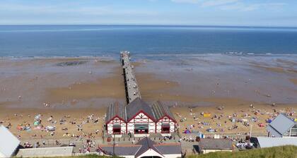 Victorian Beach House in Saltburn By The Sea