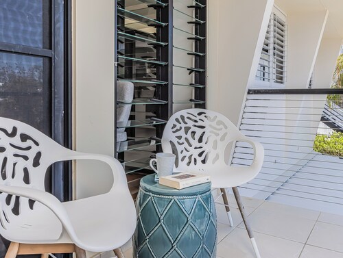 Beachside Escape by Cottonwood