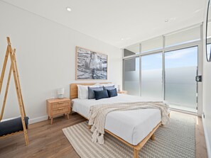 The Nancy Bondi | 4 bedrooms, iron/ironing board, free cots/infant beds, free WiFi - The Nancy Bondi (North Bondi)