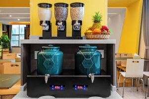 Colazione a buffet inclusa, servita tutte le mattine 