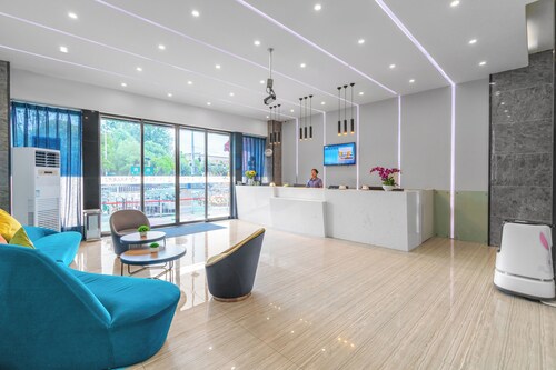 Spring City Star Hotel - Kunming Cuihu Yunda Hospital Store