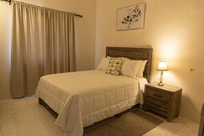 家庭独立别墅, 花园景观 | 浴室 | 淋浴设施、毛巾、卫生纸