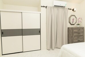 Casa familiare, vista giardino | 2 camere, ferro/asse da stiro, Wi-Fi gratuito