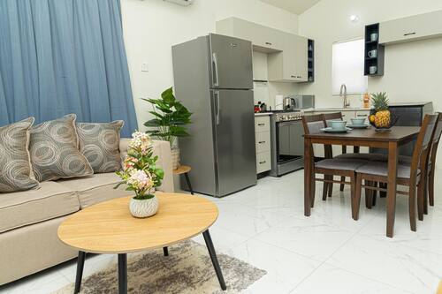 Familie huis, uitzicht op tuin | Woonruimte