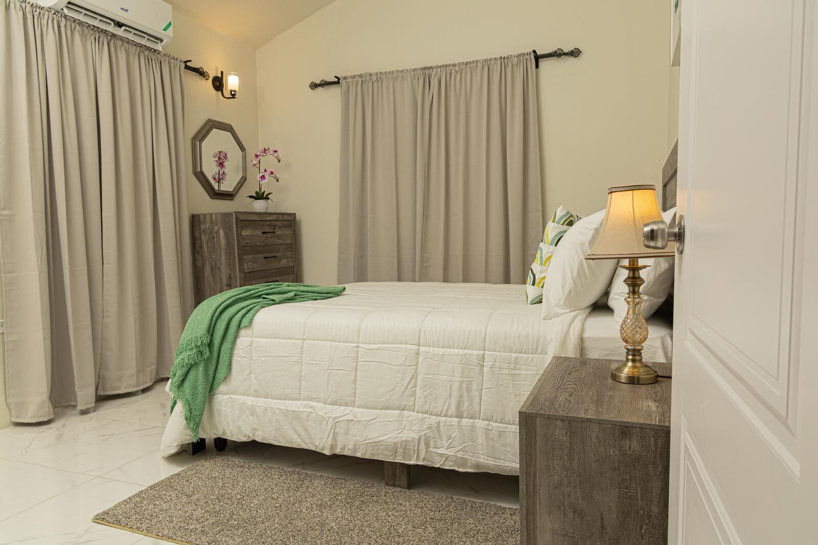 Family House, Garden View | 2 bedrooms, iron/ironing board, free WiFi