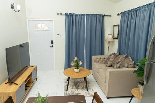 Family House, Garden View | Living area