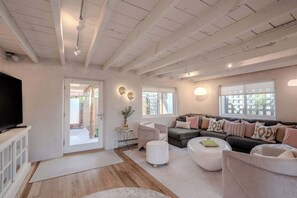 スマートテレビ、暖炉