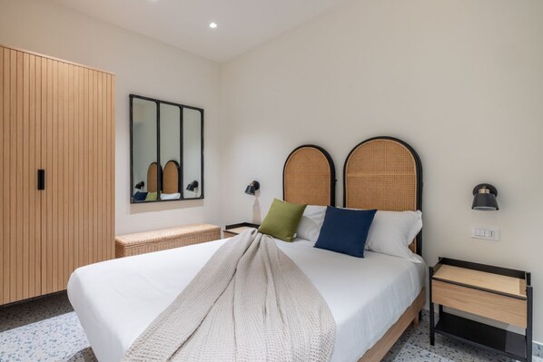 3 bedrooms, WiFi, bed sheets